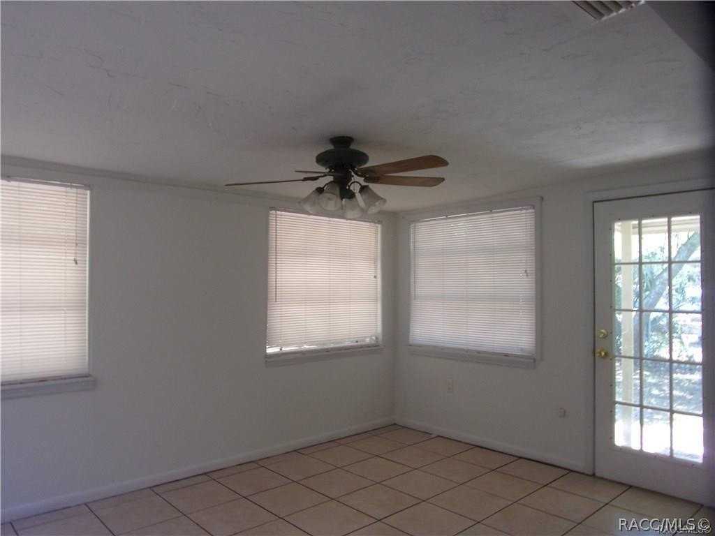 28 N Davis St - Photo 7 of 16