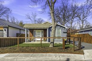 227 E Baylor - Photo 1 of 1