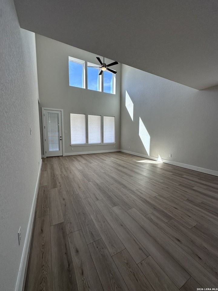 18411 Rhone River Dr - Photo 7 of 25