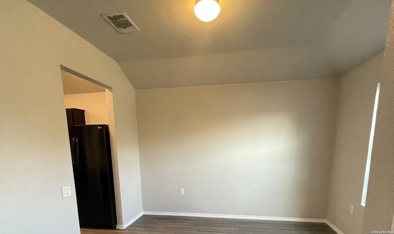 6103 Travis Smt - Photo 4 of 14