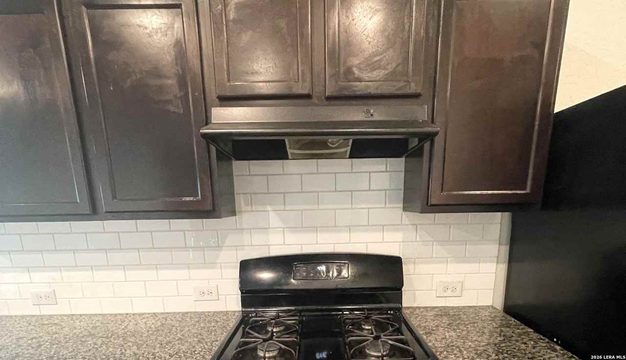 6103 Travis Smt - Photo 6 of 14