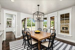 featured image of 120 Mystic Shores Blvd