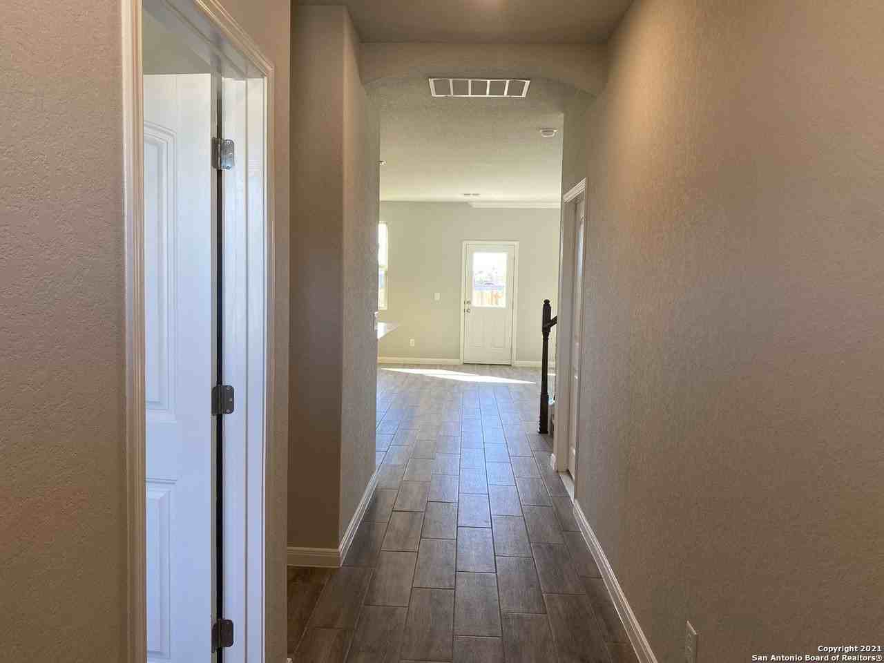 1378 Rios Bend Dr - Photo 2 of 25