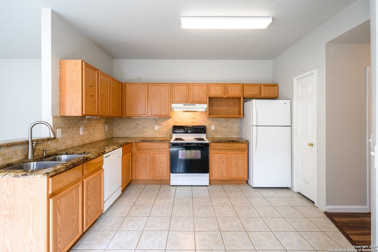 7907 M G Rd - Photo 7 of 19