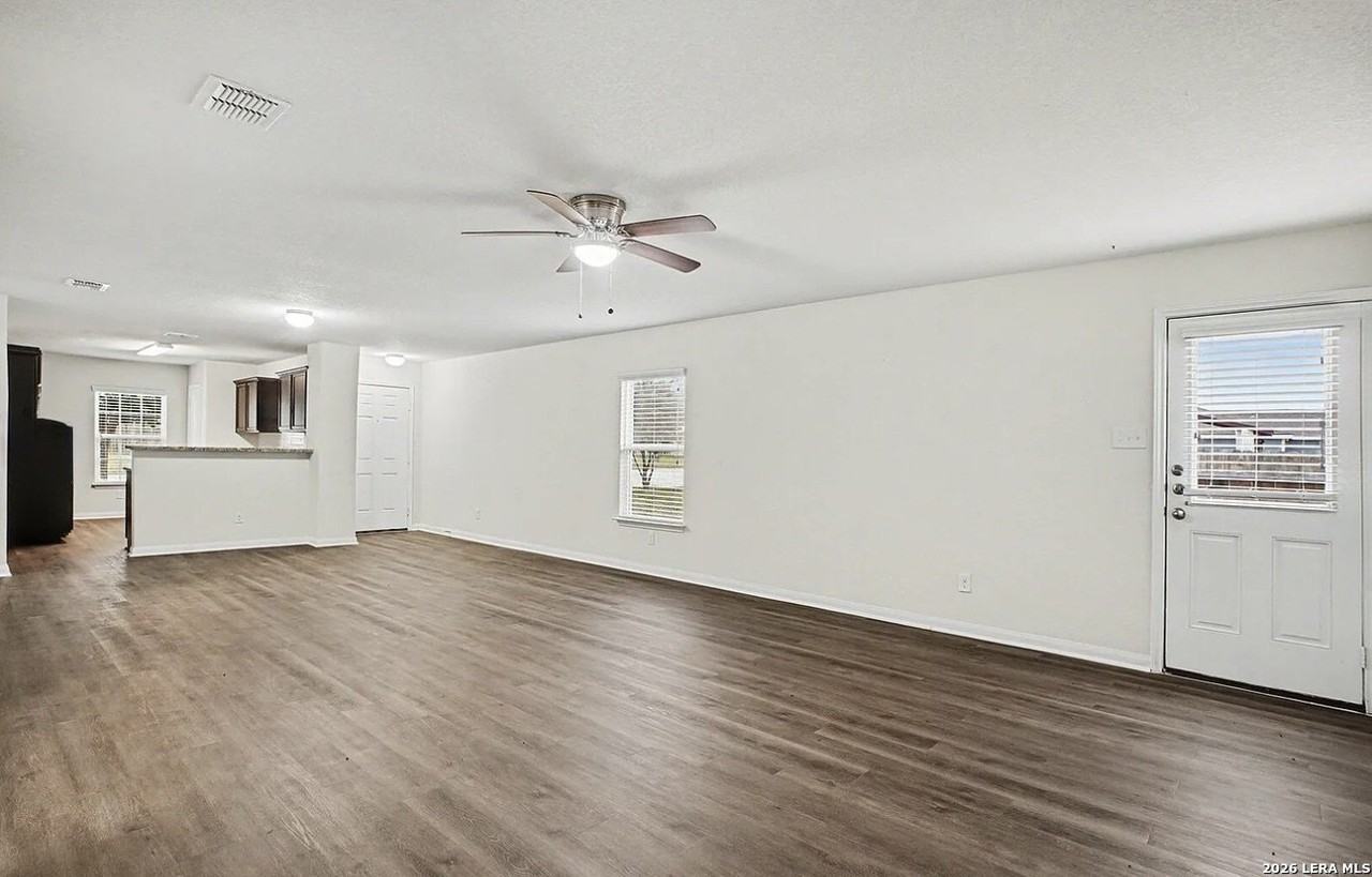 7543 Bowdre - Photo 4 of 13