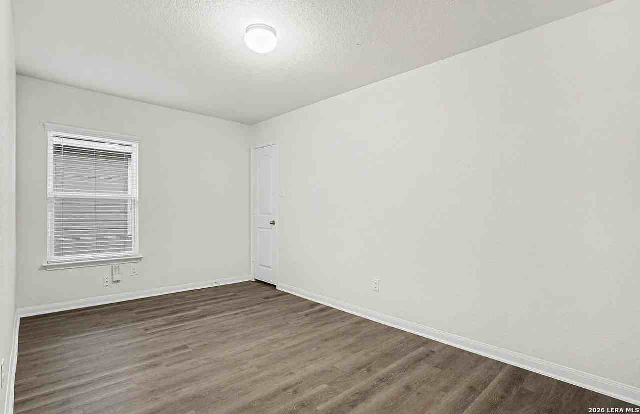 7543 Bowdre - Photo 7 of 13