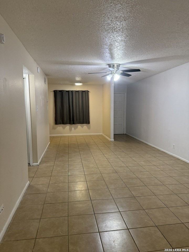 923 Vance Jackson Rd Apt 1301 #1301 - Photo 7 of 22