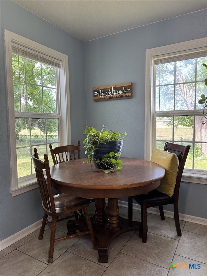 1514 S 15th St - Photo 7 of 27