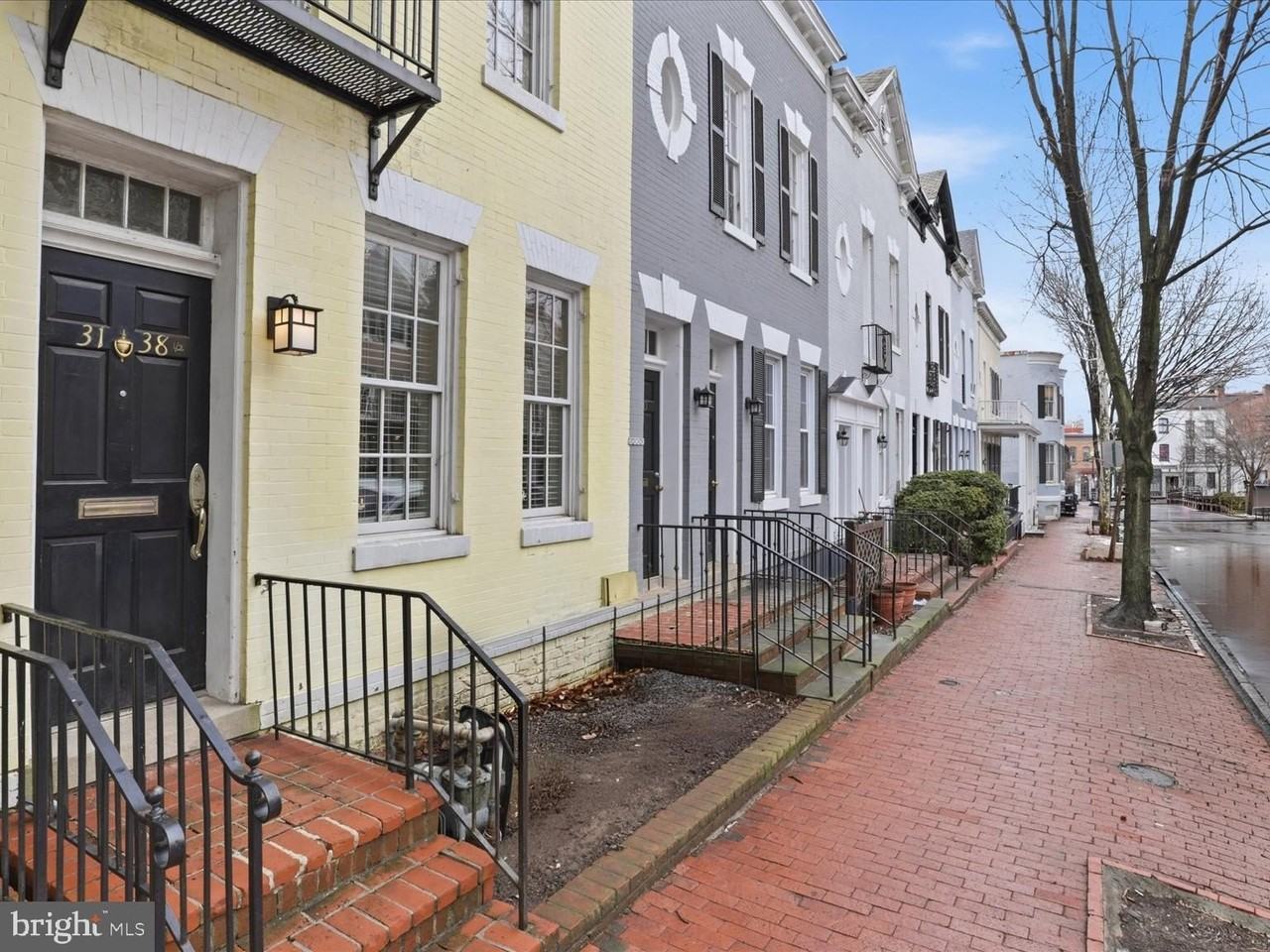 3138 1/2 O St Nw - Photo 2 of 32