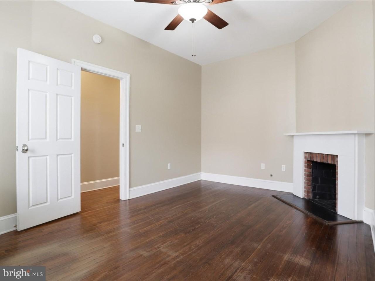 3138 1/2 O St Nw - Photo 6 of 32