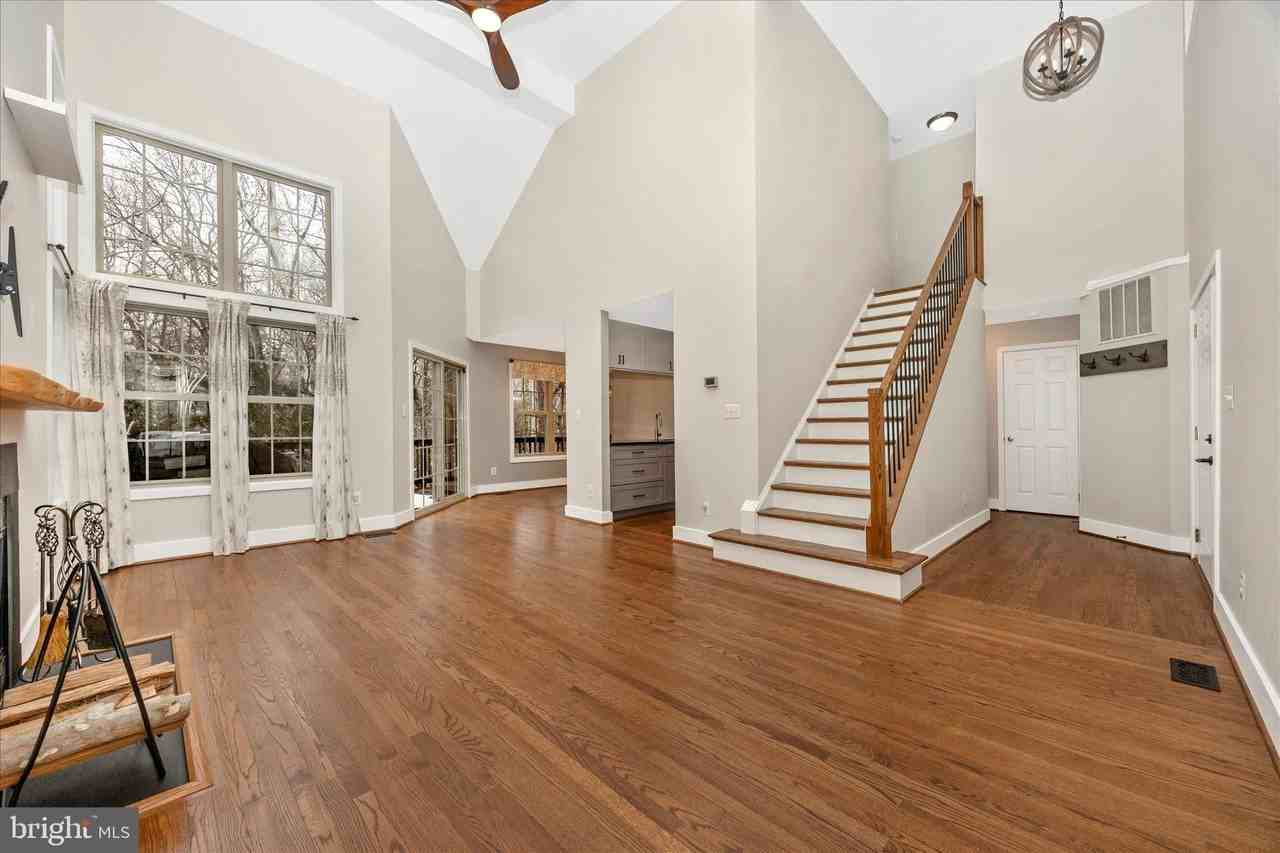 6976 Meadowpoint Ter - Photo 6 of 50