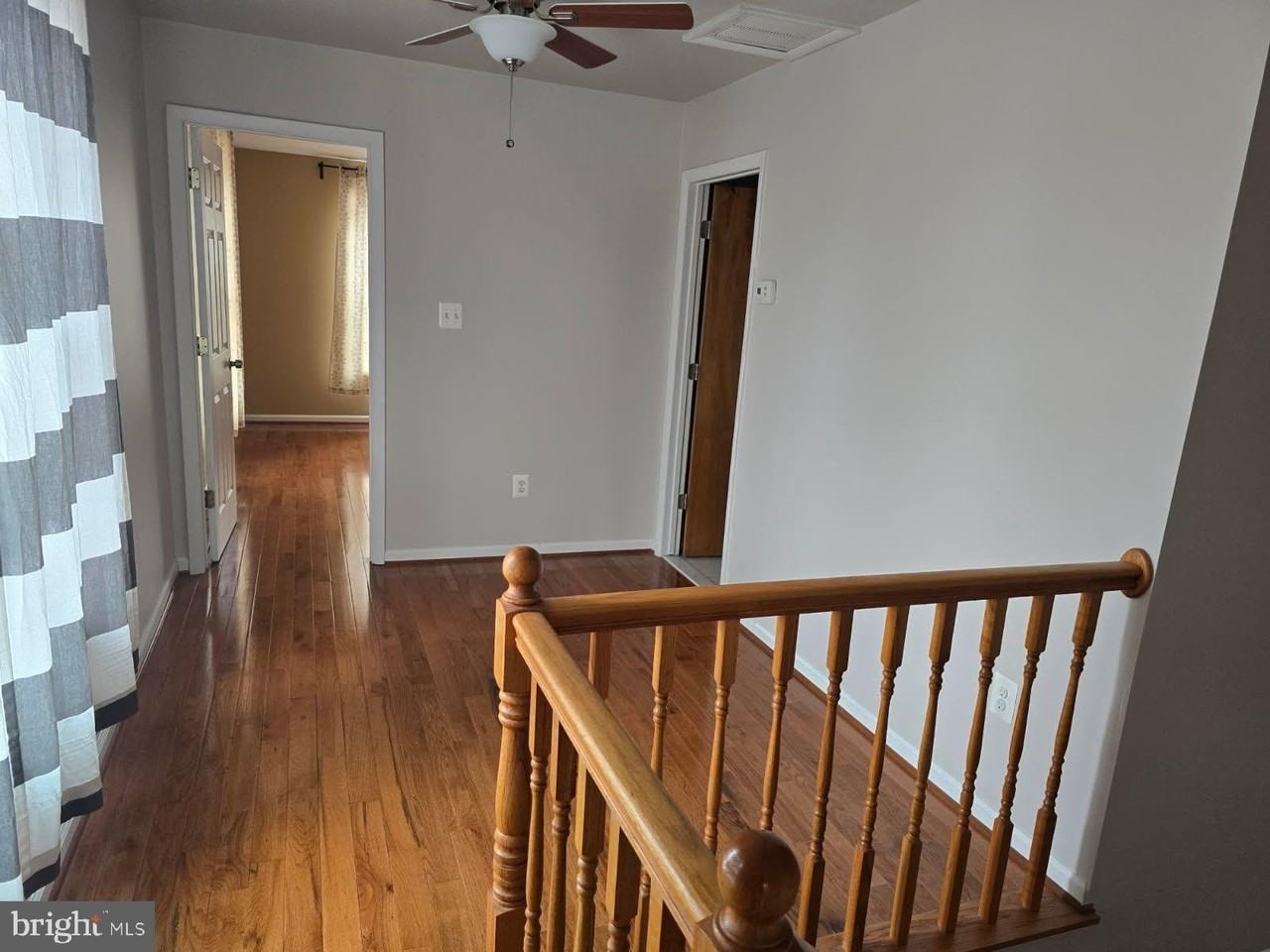 7213 Adelphi Rd - Photo 5 of 16