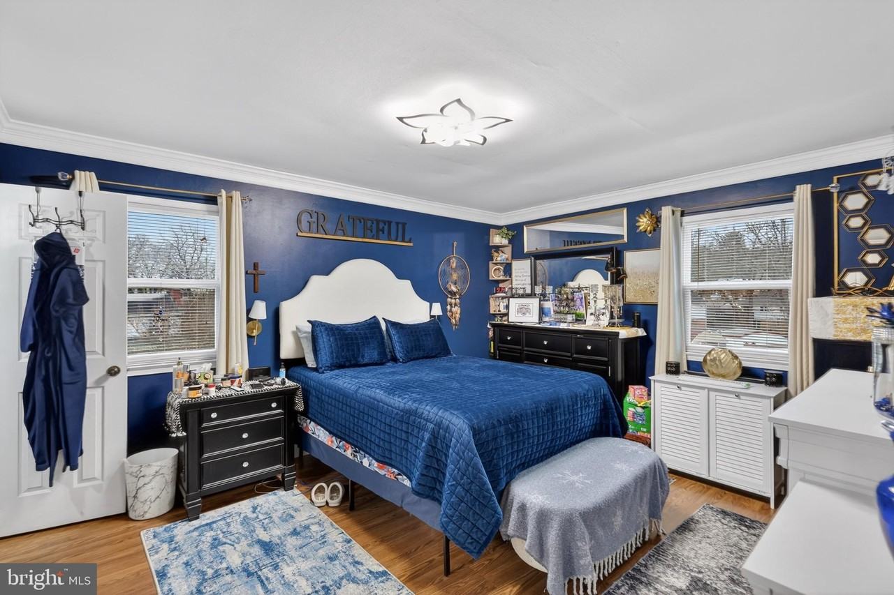 11207 Parkmont Dr - Photo 7 of 22