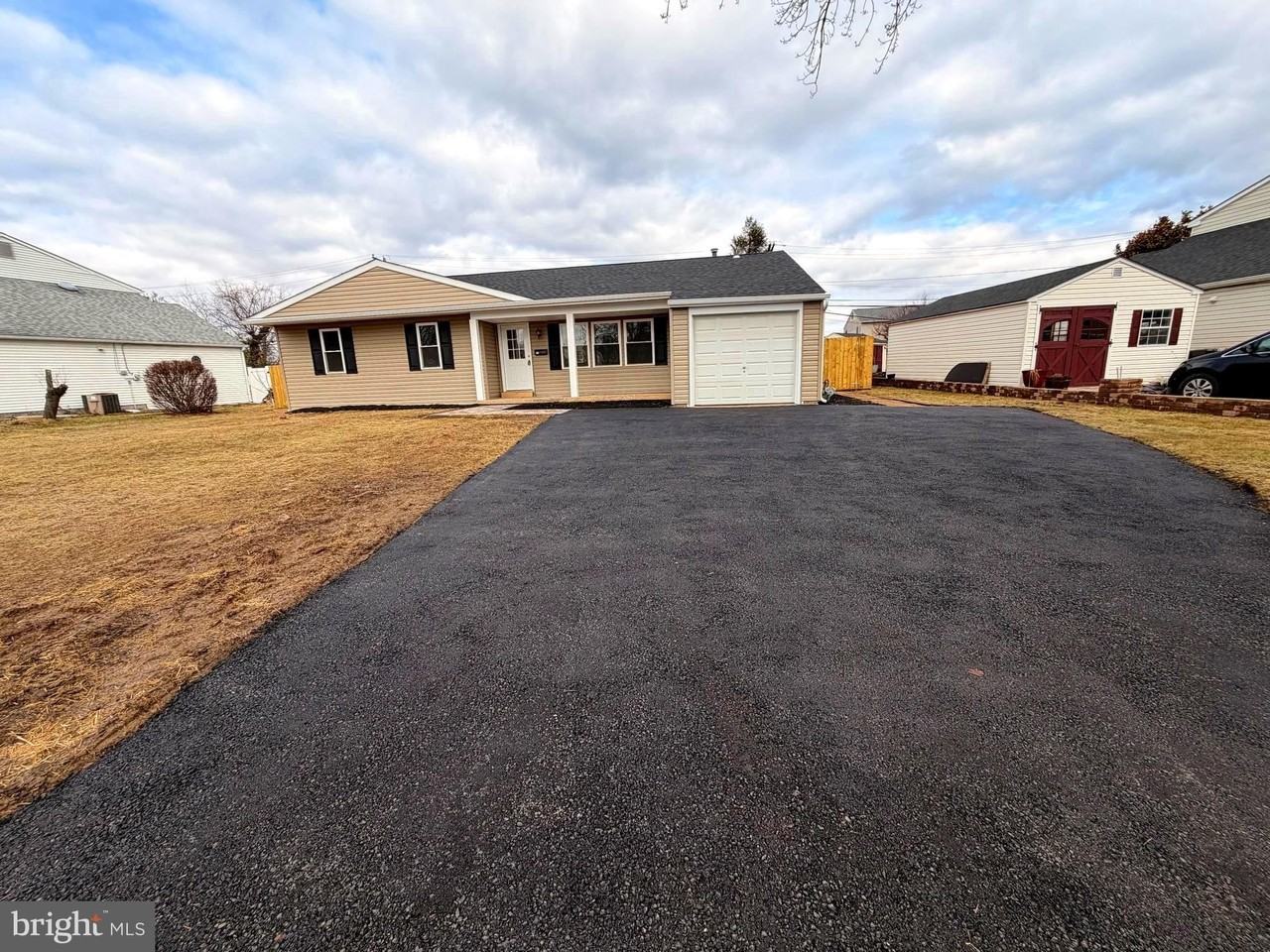 519 Hood Blvd - Photo 4 of 26