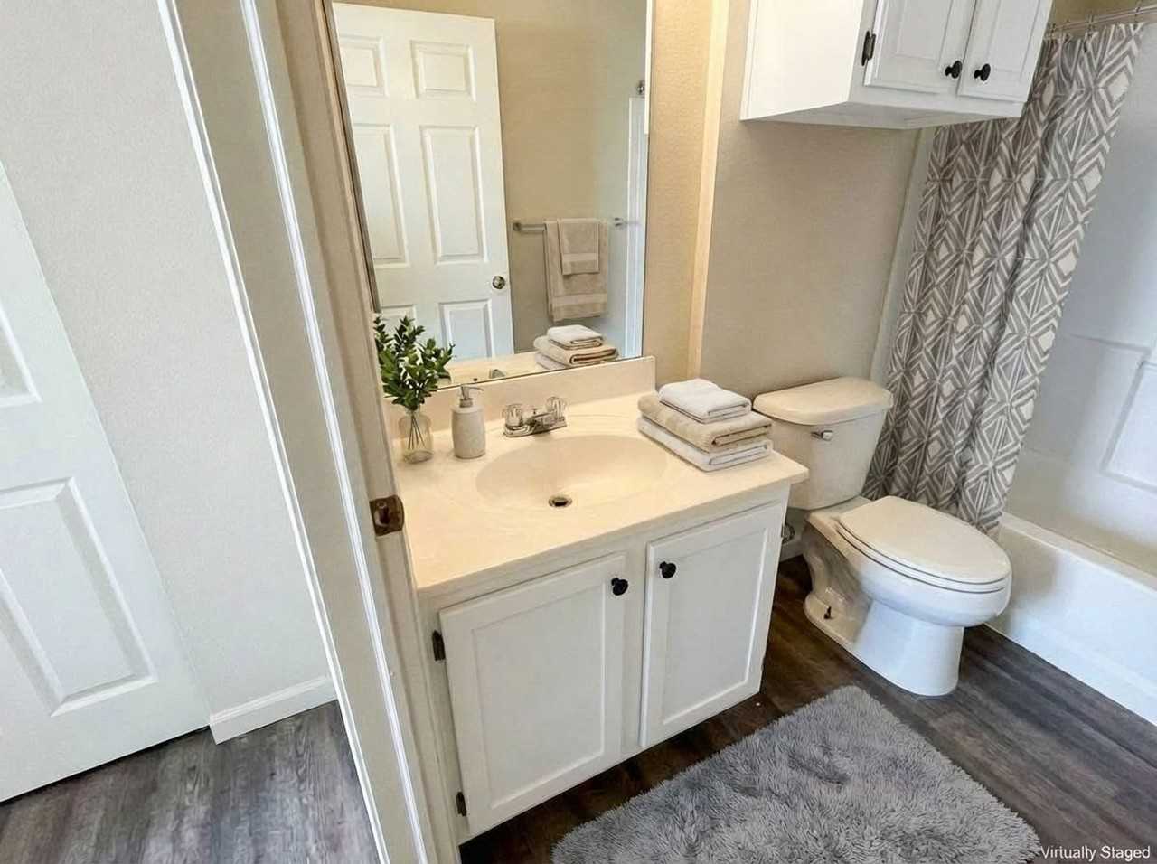 CLEAR CREEK APARTMENTS - Photo 6 of 10