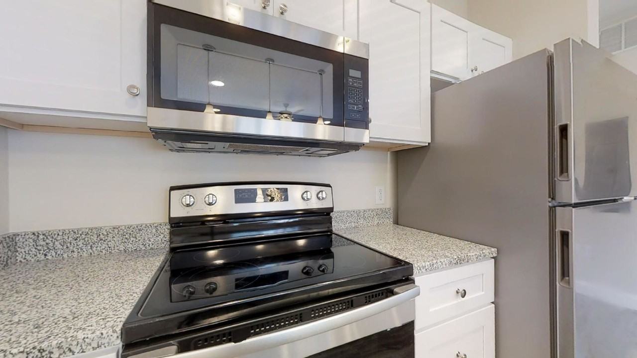 309 W Washington - Photo 5 of 35