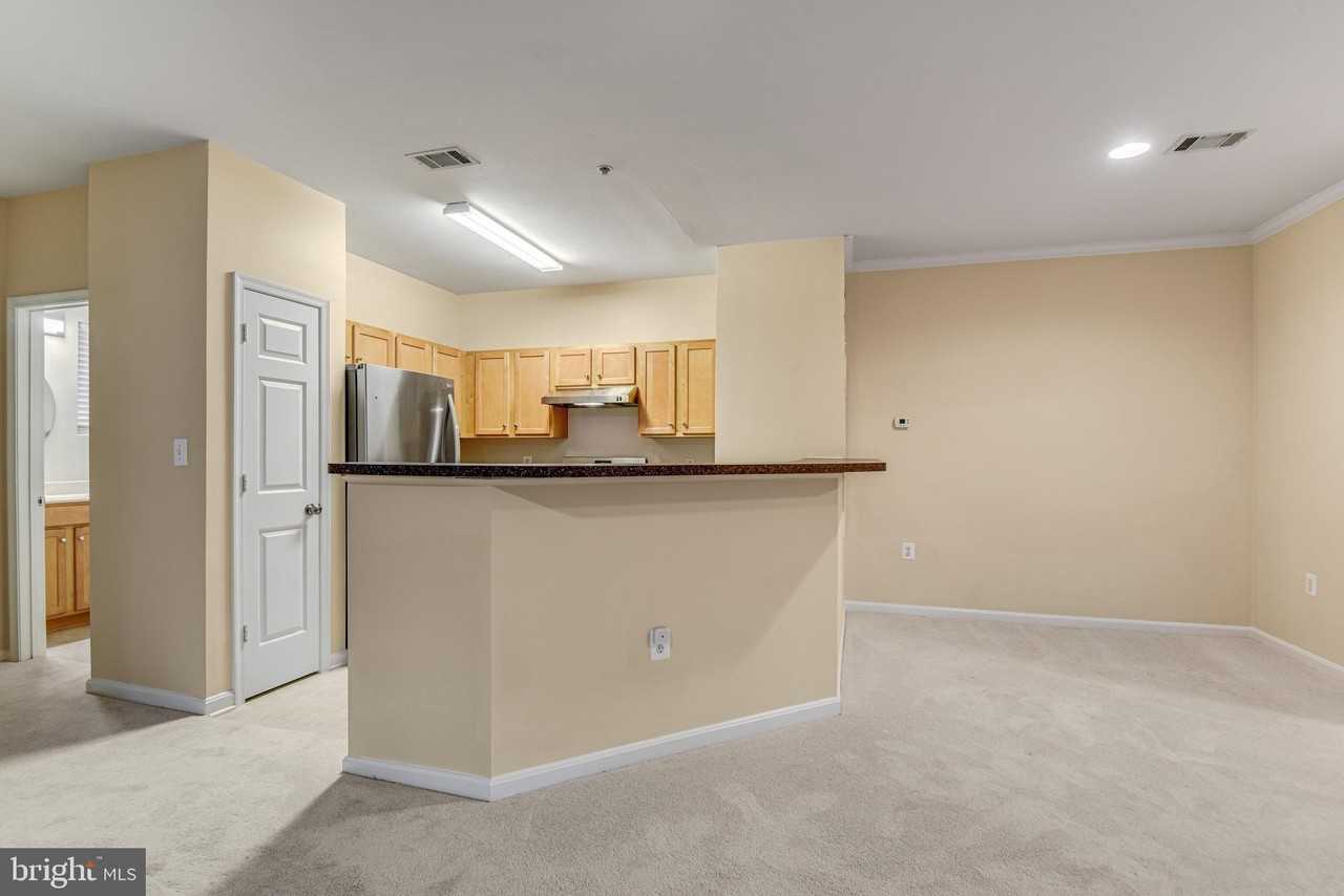 5124 Brittney Elyse Cir Apt G #G - Photo 5 of 22