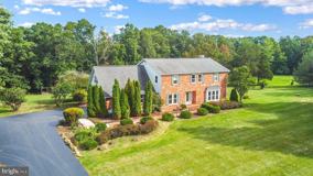 21960 Oatlands Rd - Photo 1 of 1