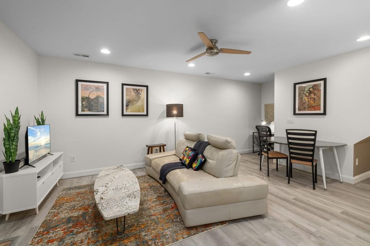 327 Silverberry Ct Unit B #B - Photo 5 of 16