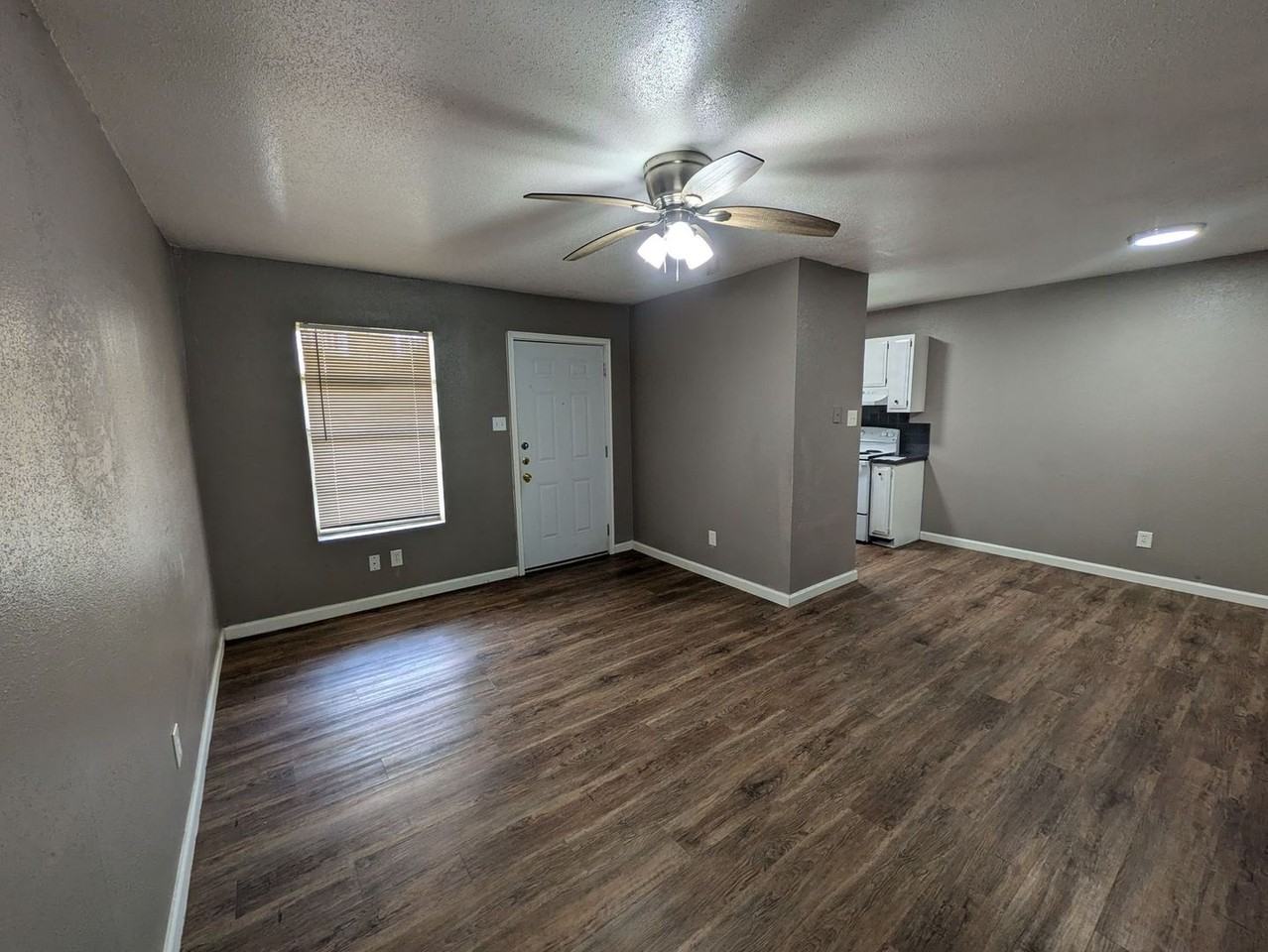 Sullivan Apartment Homes - Photo 4 of 11