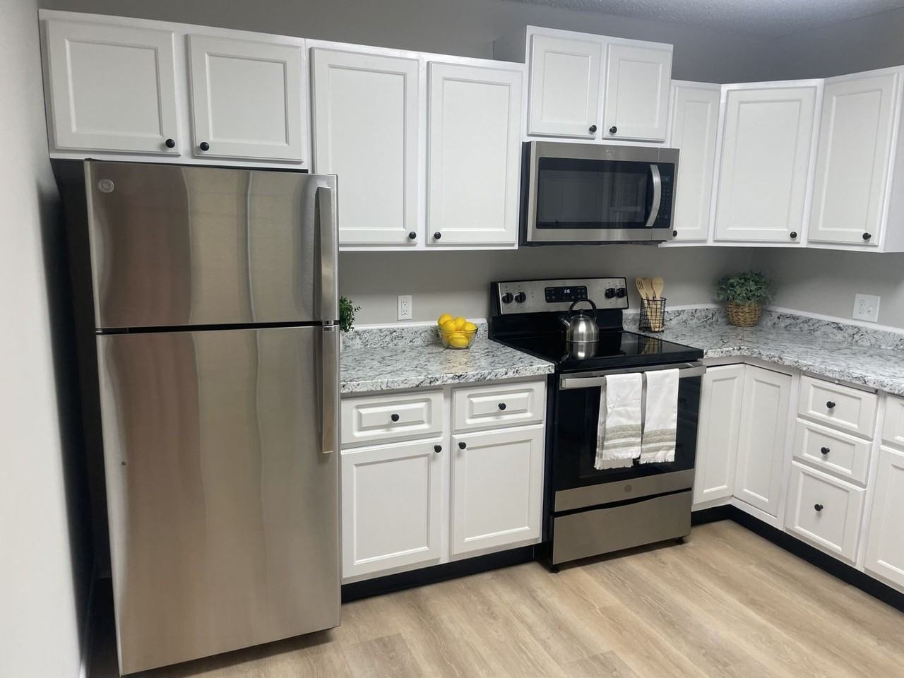 The Cove Apartments - Photo 2 of 31