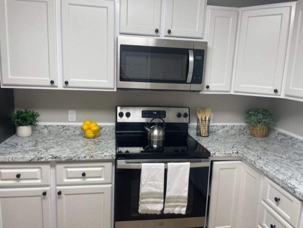 The Cove Apartments - Photo 3 of 31