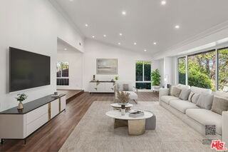 16541 Park Lane Cir - Photo 3 of 8