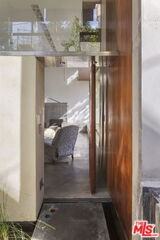 615 Woodlawn Ave - Photo 5 of 8