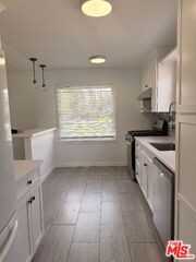 7536 Shoup Ave - Photo 4 of 8