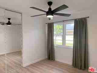 7536 Shoup Ave - Photo 7 of 8