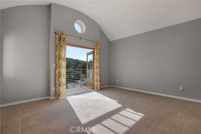 3946 Carpenter Ave #F - Photo 3 of 8