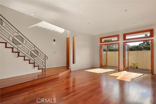 3946 Carpenter Ave #F - Photo 7 of 8