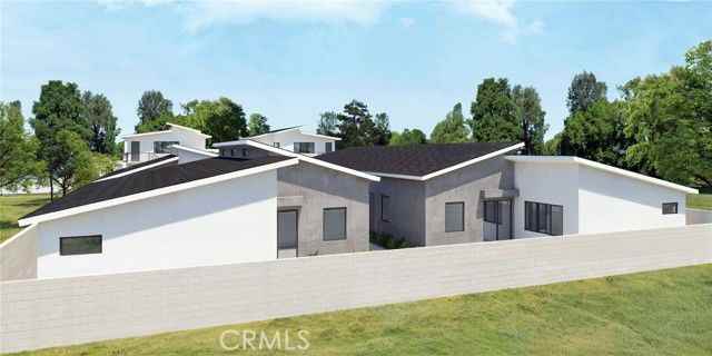 14747 Kittridge St - Photo 2 of 6