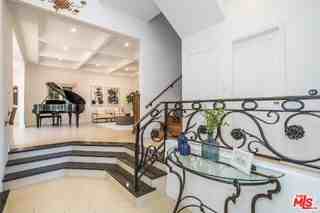 941 N Norman Pl - Photo 6 of 8