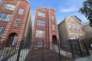 featured image of 844 N Wood St #G