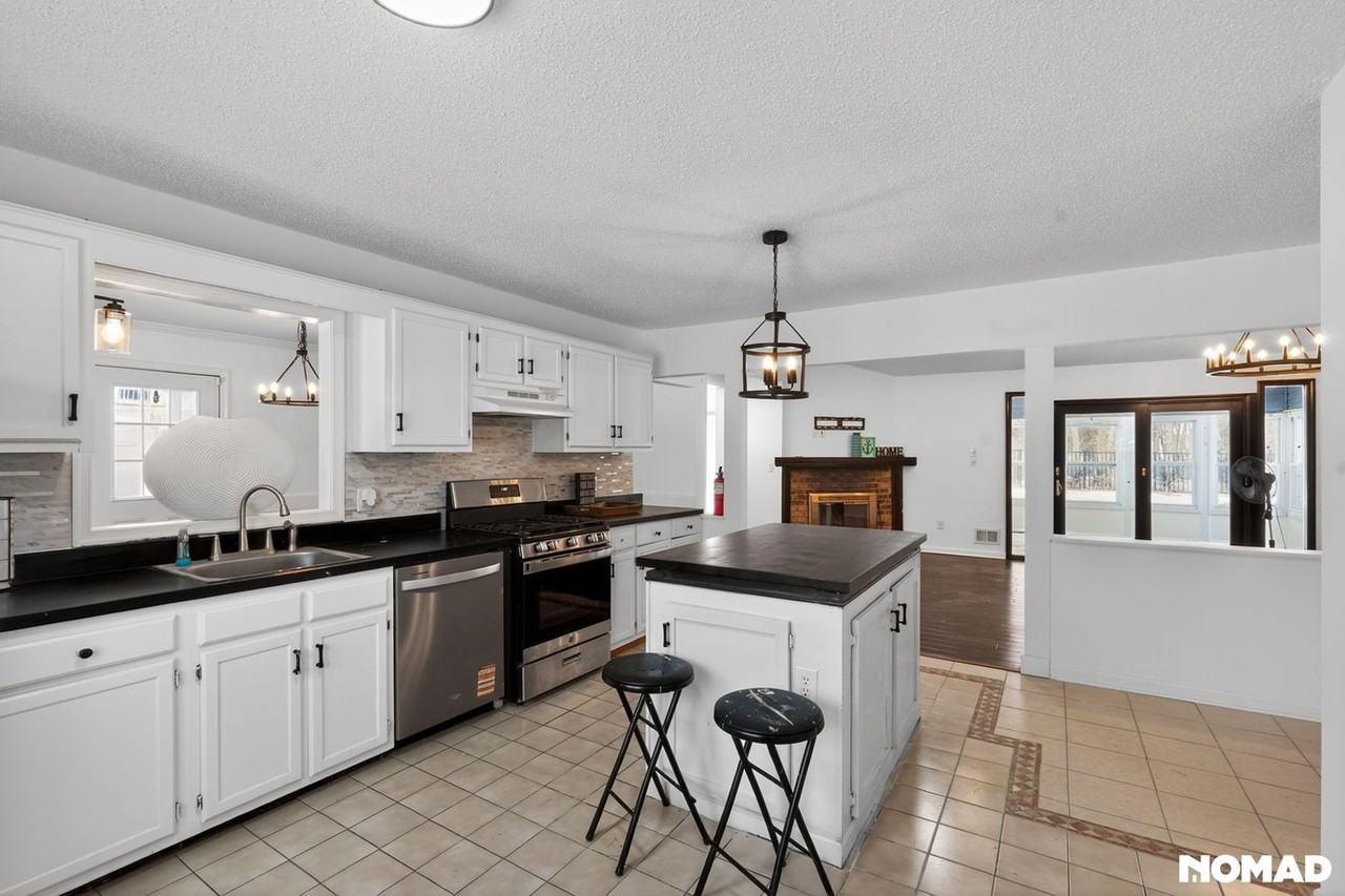 102 Oak Glen Rd - Photo 4 of 31