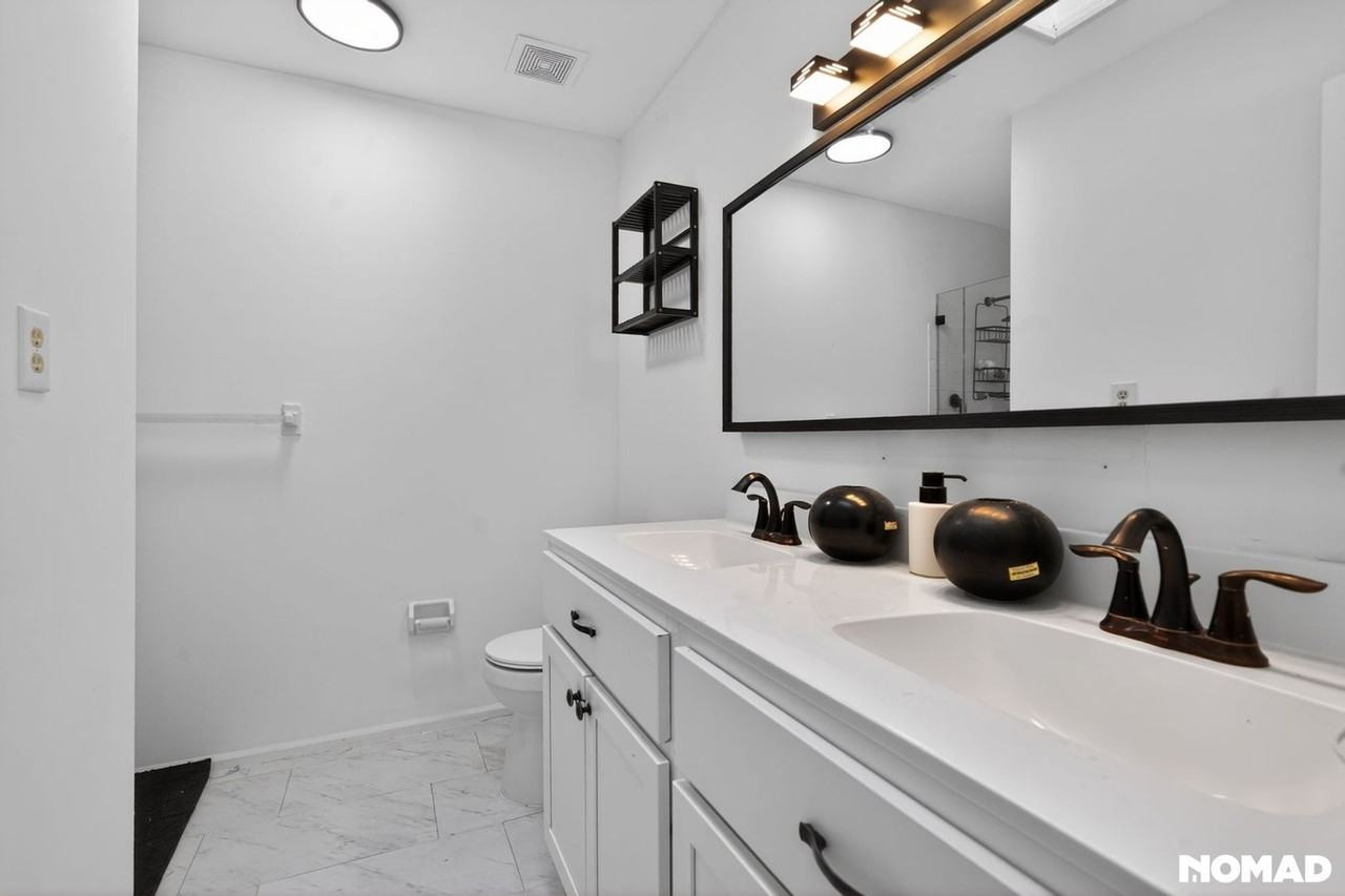 102 Oak Glen Rd - Photo 7 of 31