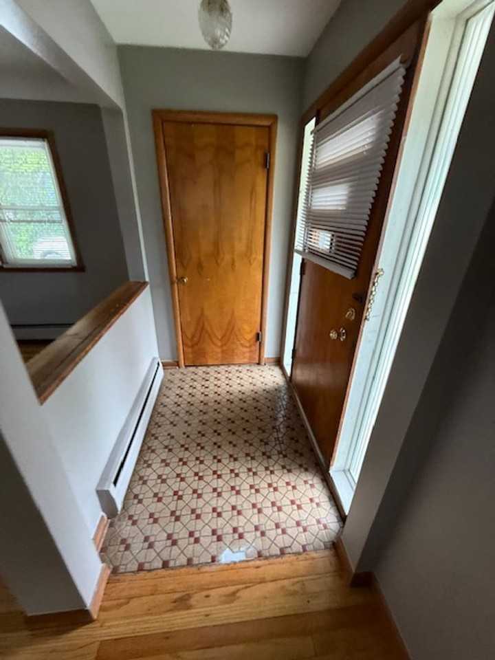 1000 Woodlawn Ave - Photo 5 of 11