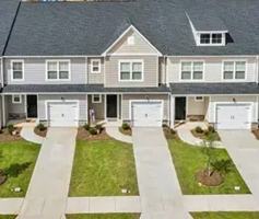 featured image of 3805 Yorkshire Pl