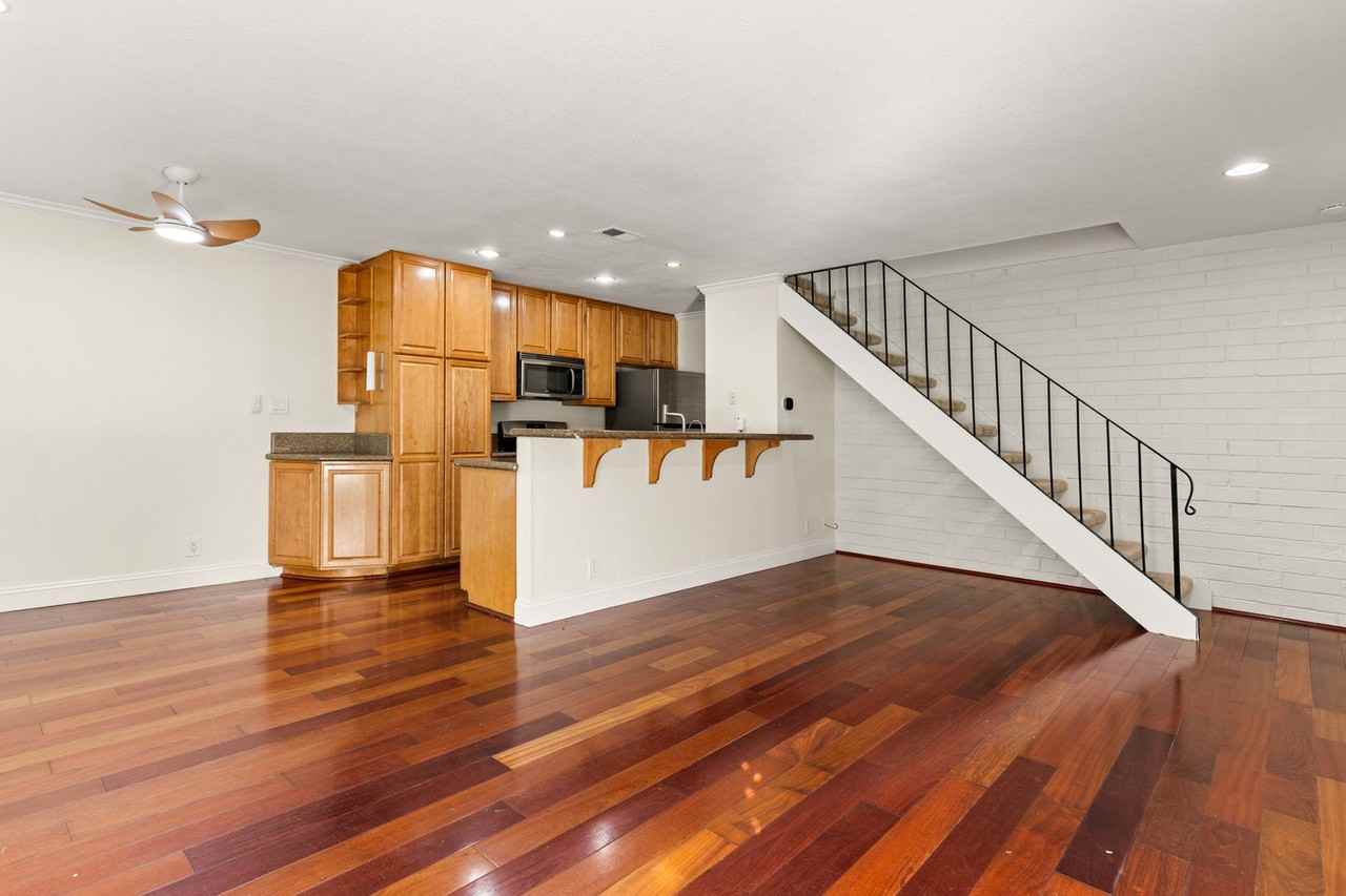 8002 Ensenada Dr - Photo 6 of 34