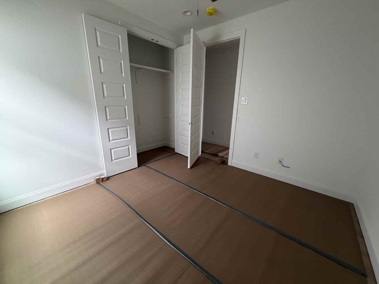 104 Field Point Ln - Photo 4 of 9