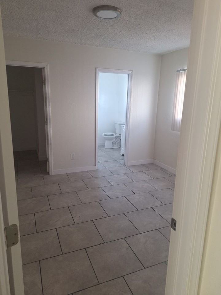 8615 Columbus Ave. - Photo 6 of 14