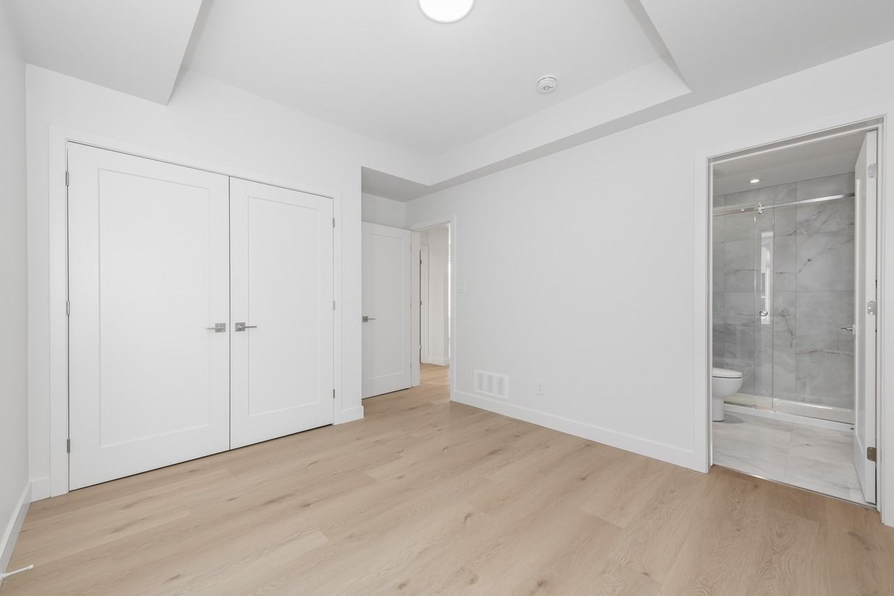 319 Shakespeare Street #1 - Photo 7 of 9