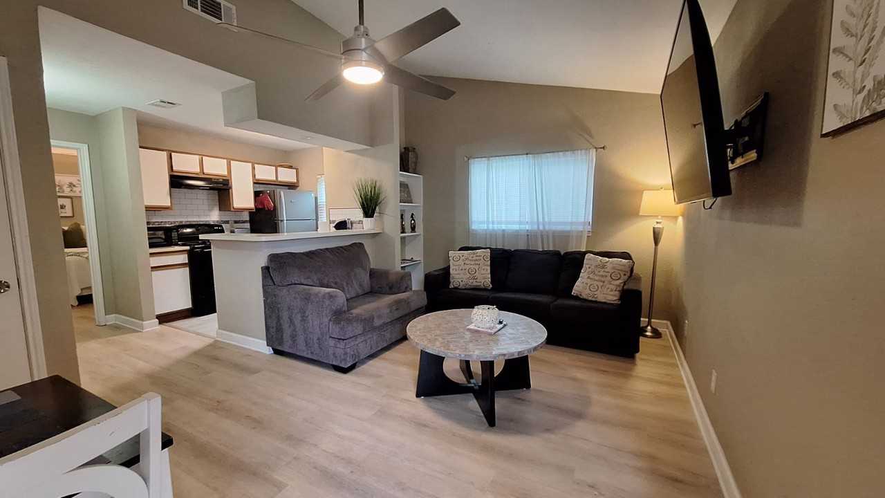 1112-1114 Frame St - Photo 7 of 16