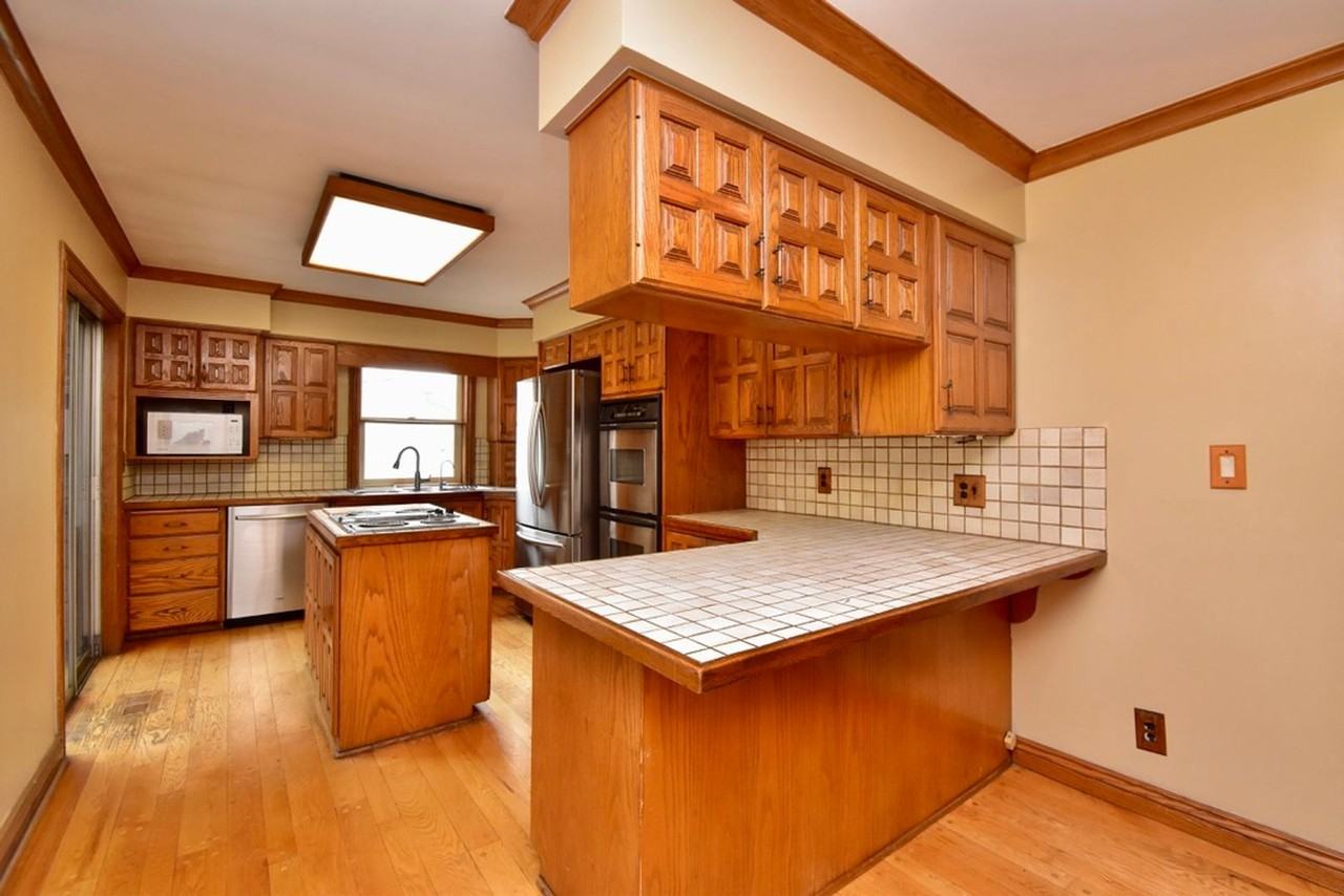 7179 S 2825 E - Photo 7 of 35