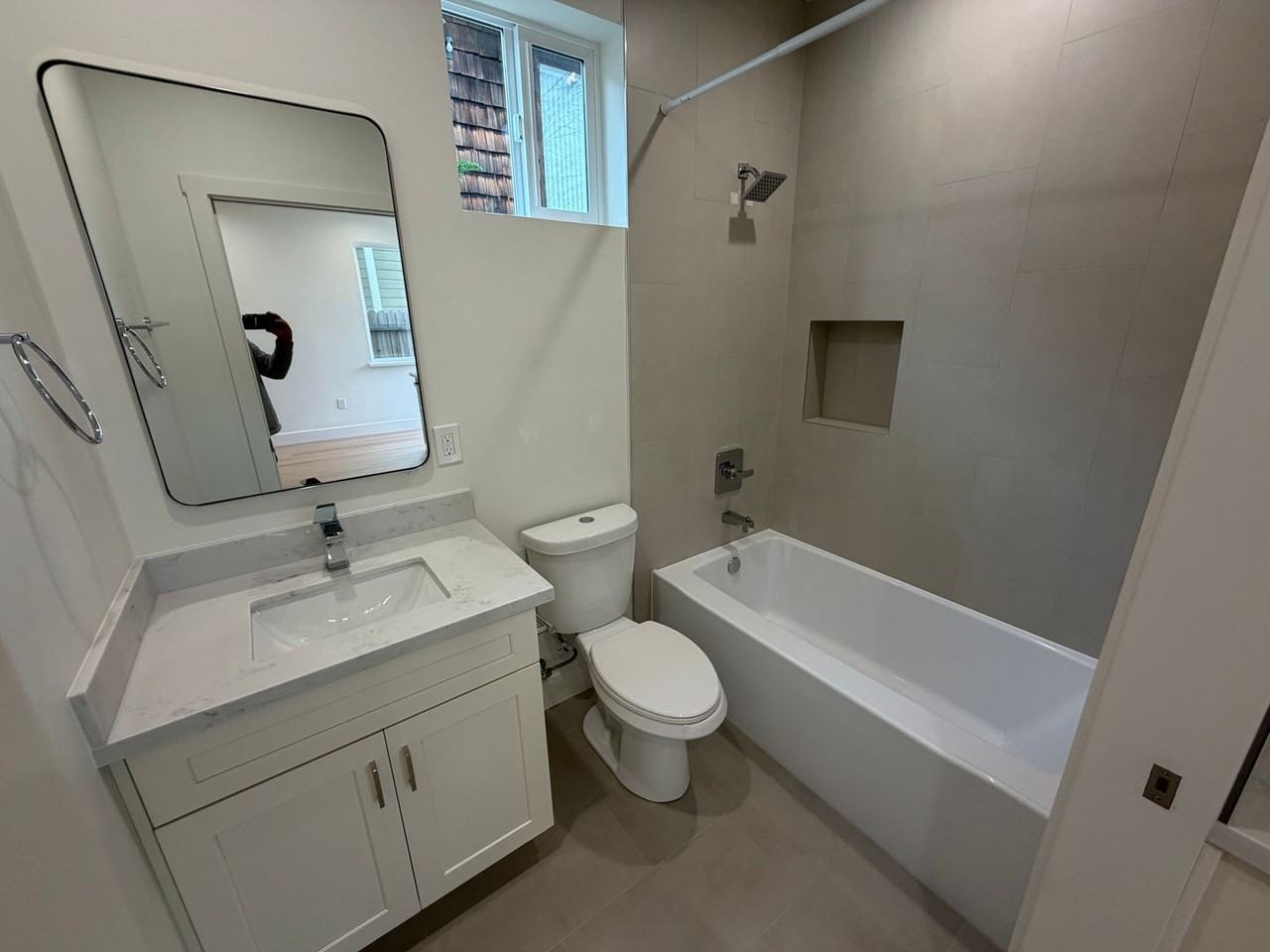 2422 Kayak Aly - Photo 3 of 18