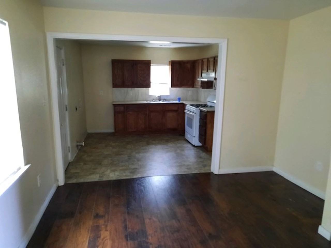 14 Rhodes Ave - Photo 2 of 15