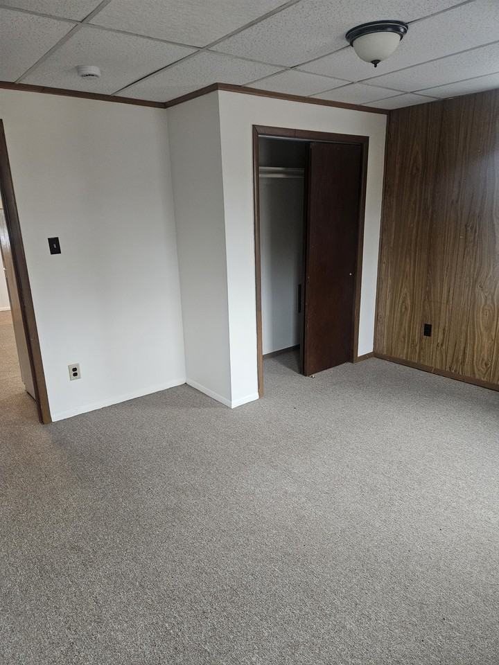 145 Quailwood Parkway - Photo 2 of 31