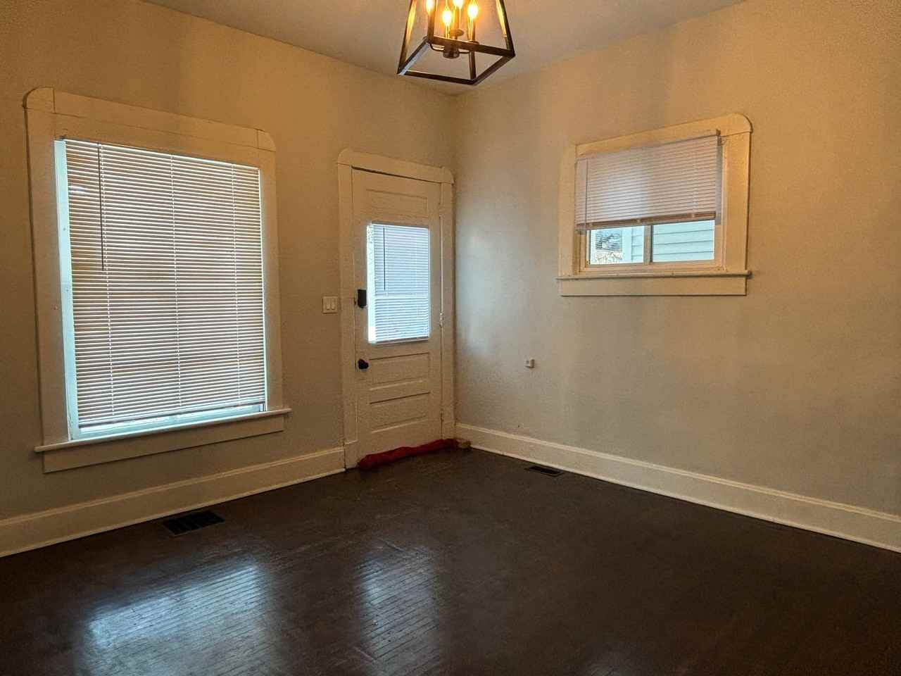 330 N Arsenal Ave - Photo 4 of 16