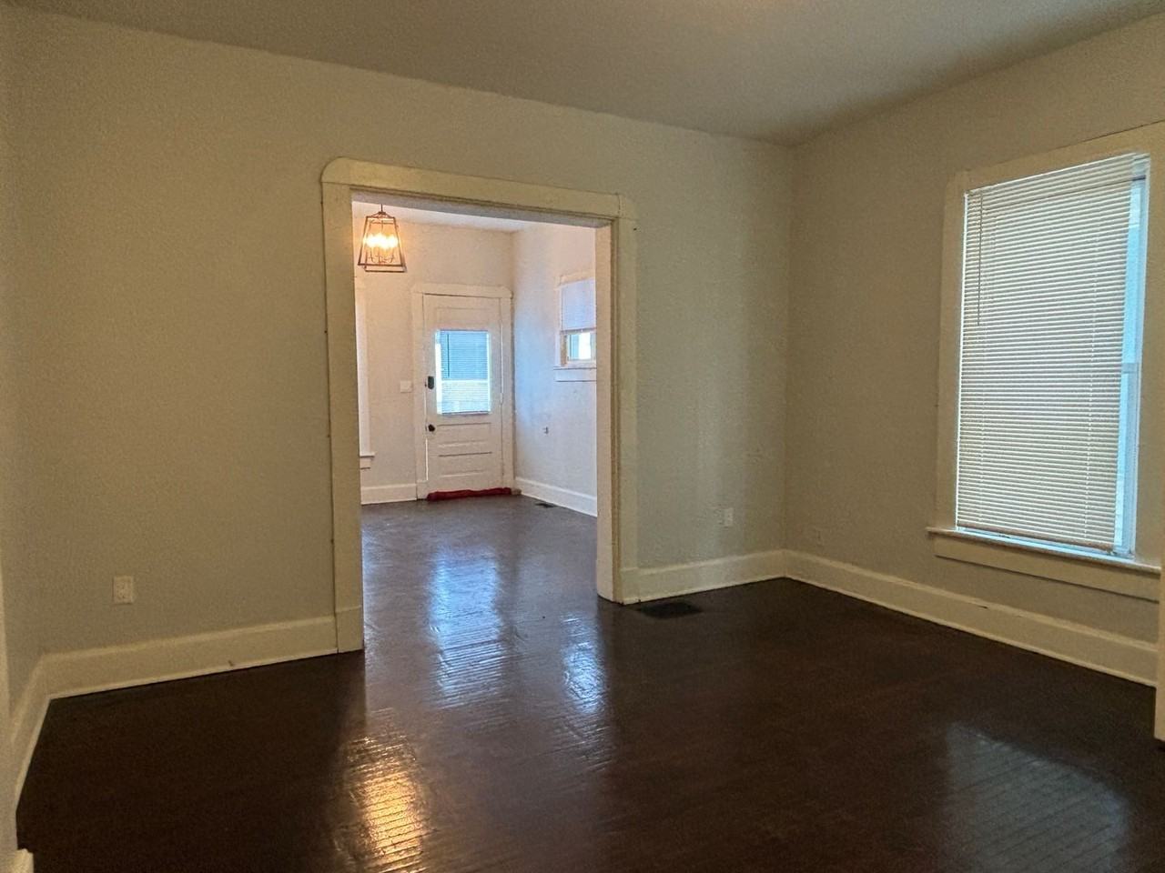 330 N Arsenal Ave - Photo 6 of 16